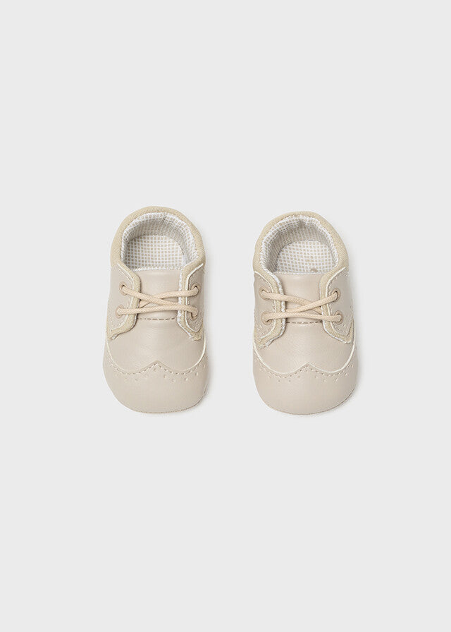 Sapatos cordões