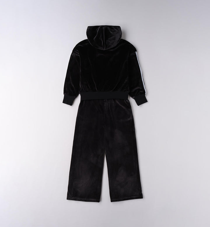 Outfit for girls