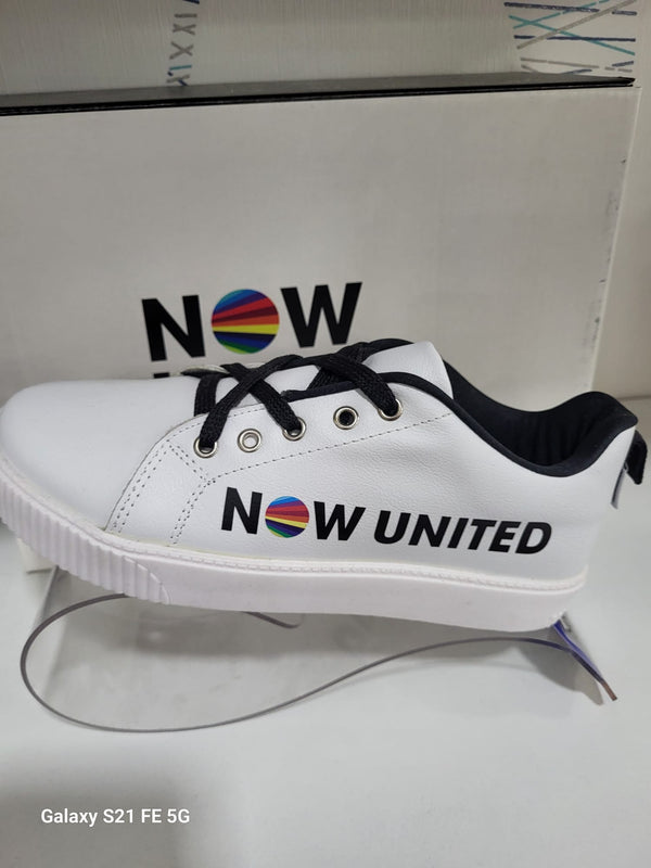 Sapatilhas now united da pampili