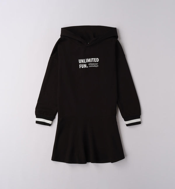 Girls’ dress
