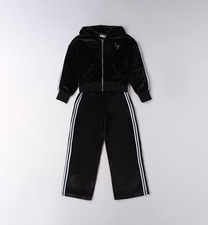 Outfit for girls