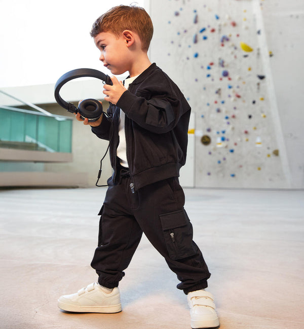 Children's sports trousers