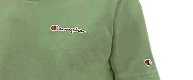 CAMISETA CHAMPION MINI LOGO